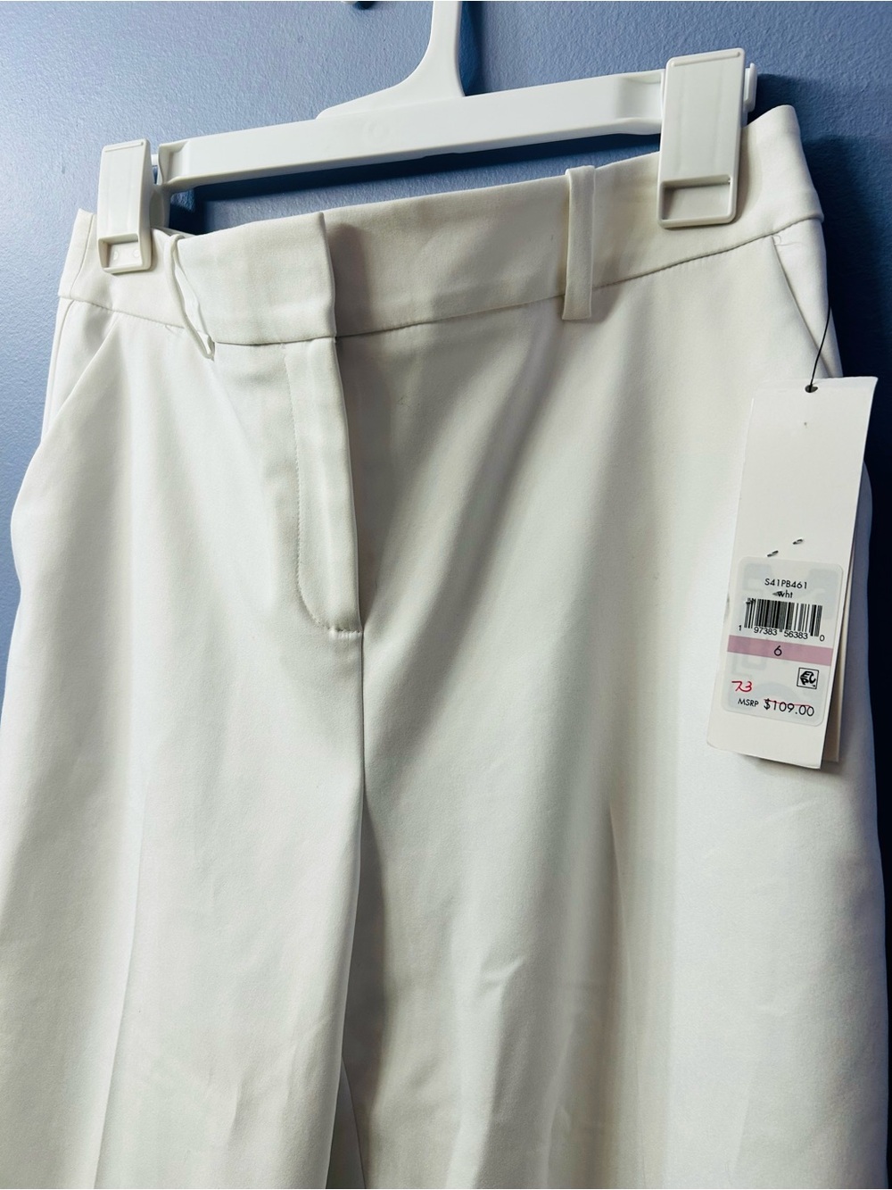 Calvin Klein White NEW Dress Pants - size 6